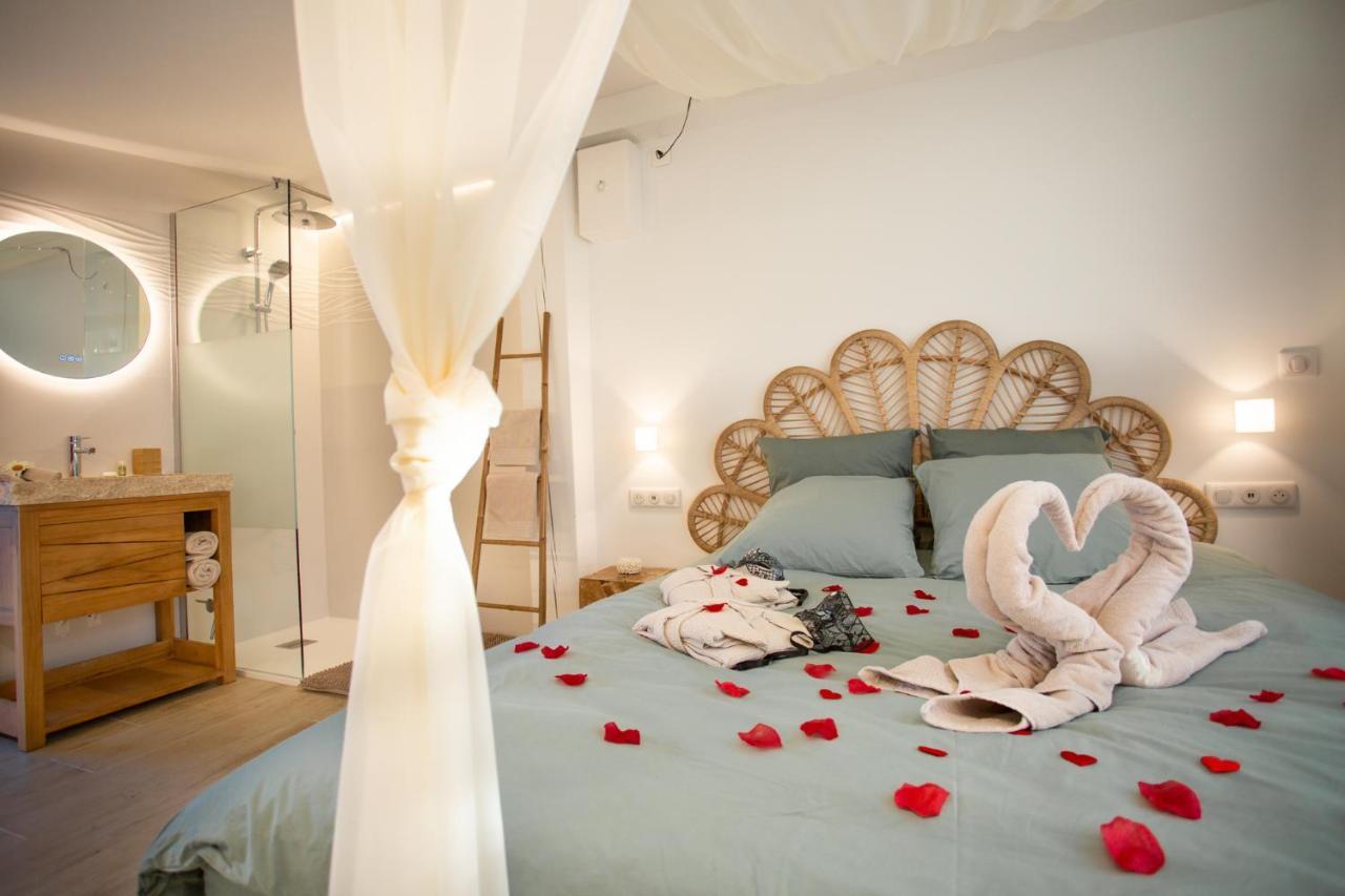 Lovina Chambre De Charme Avec Jaccuzi Velaux エクステリア 写真