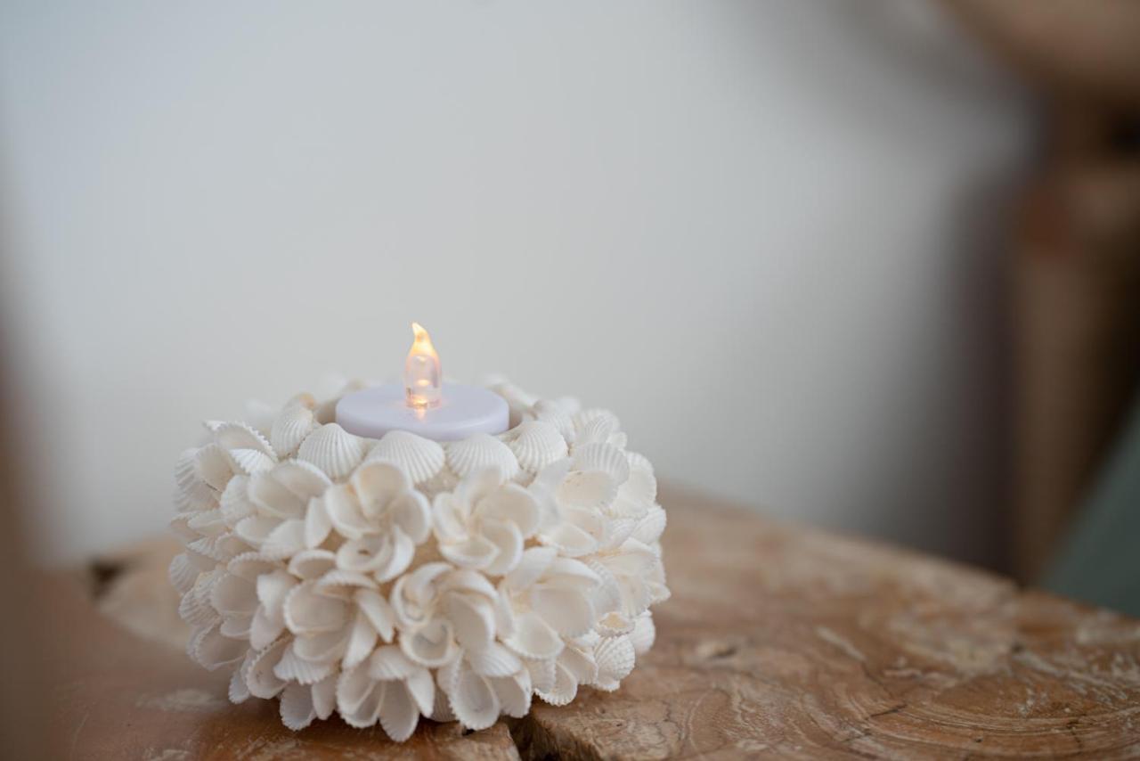 Lovina Chambre De Charme Avec Jaccuzi Velaux エクステリア 写真